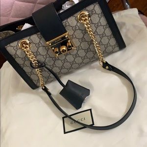 Gucci Padlock small gg supreme